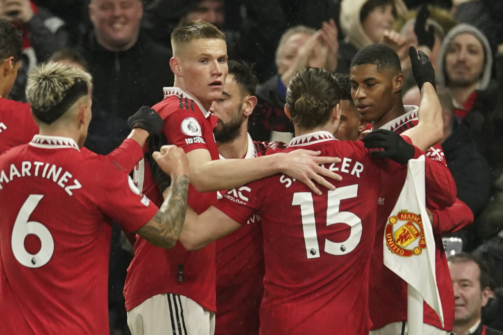 许多球队通 许多球队通