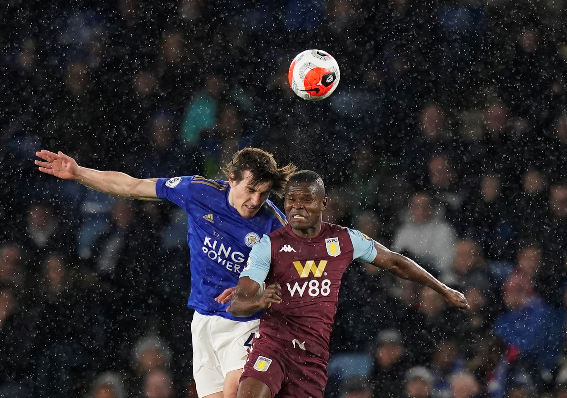 队留下了空 队留下了空